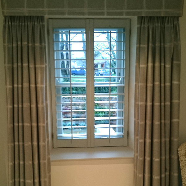 Window shutters and curtains for total blackout.